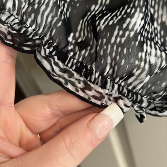 Top - Picture 3 of 5